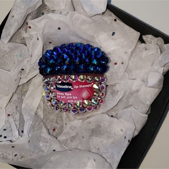 Mini Bling Vasoline Lip Therapy - Picture 2 of 2